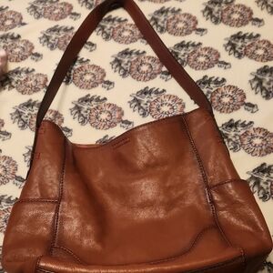 Frye Brown Leather Shoulder Bag With 2 Outside Pockets Magnetic Closure